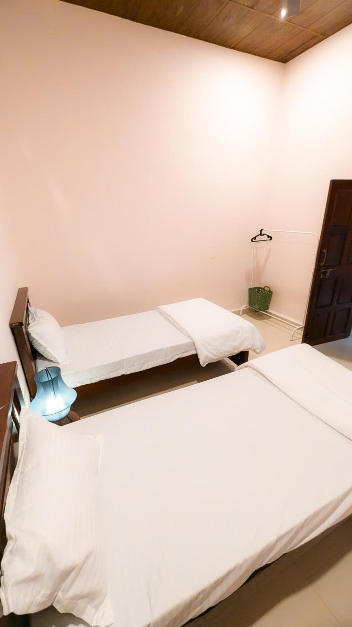 The First House By V3Homestay 4Bhk Private Pool كالانغيُت المظهر الخارجي الصورة